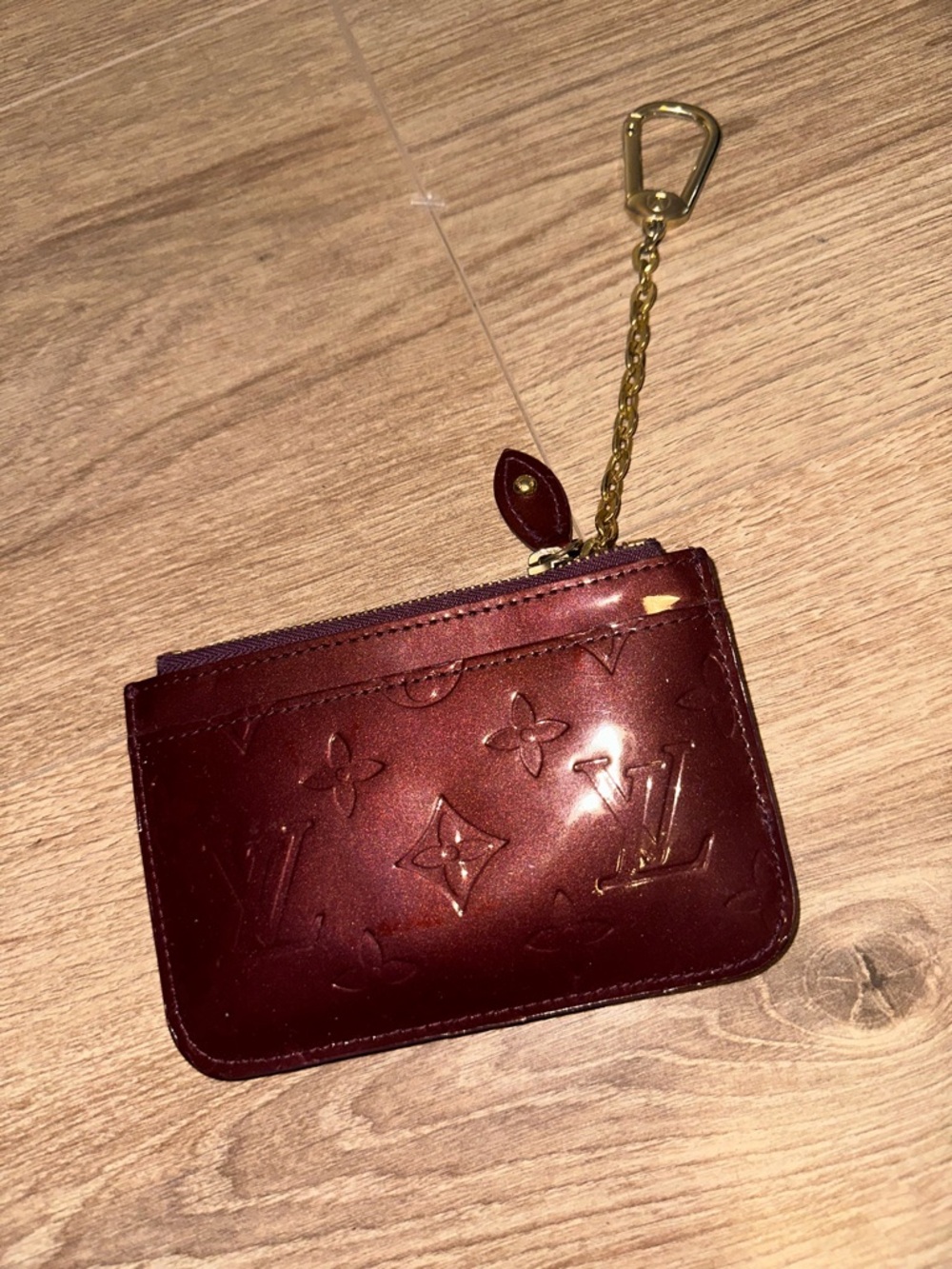 Louis Vuitton Burgundy Monogram Vernis Key & Card Holder with Gold Chain - Picture 2 of 7